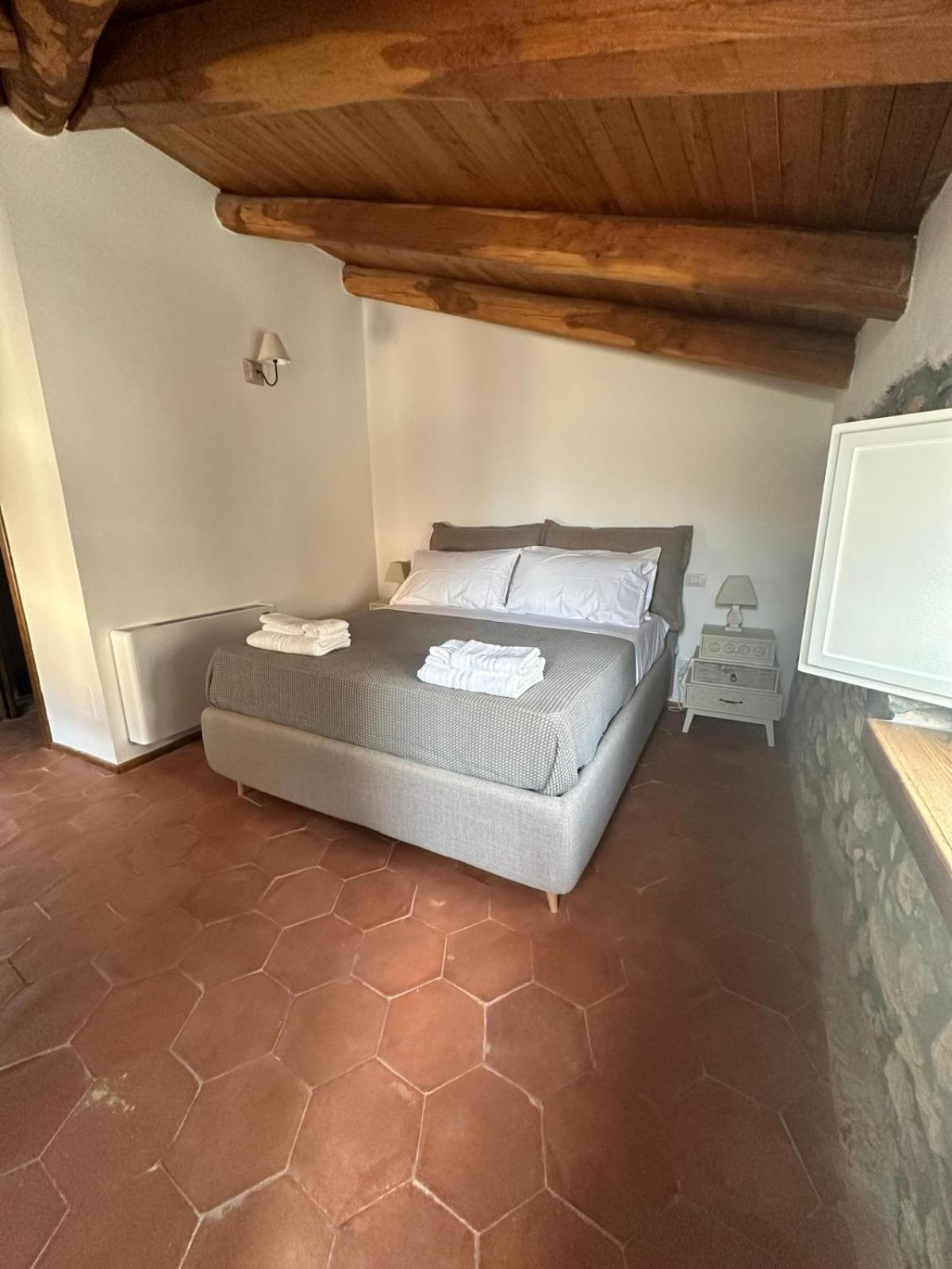 Bed and Breakfast La Mansarda à Castellabate Extérieur photo