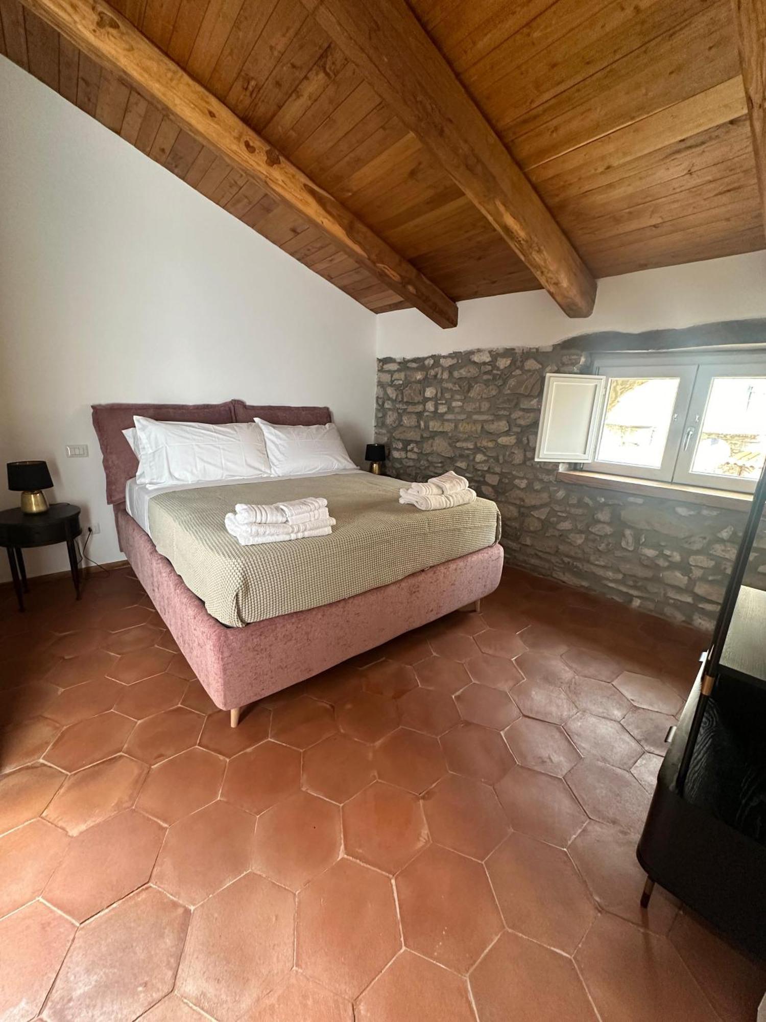 Bed and Breakfast La Mansarda à Castellabate Extérieur photo