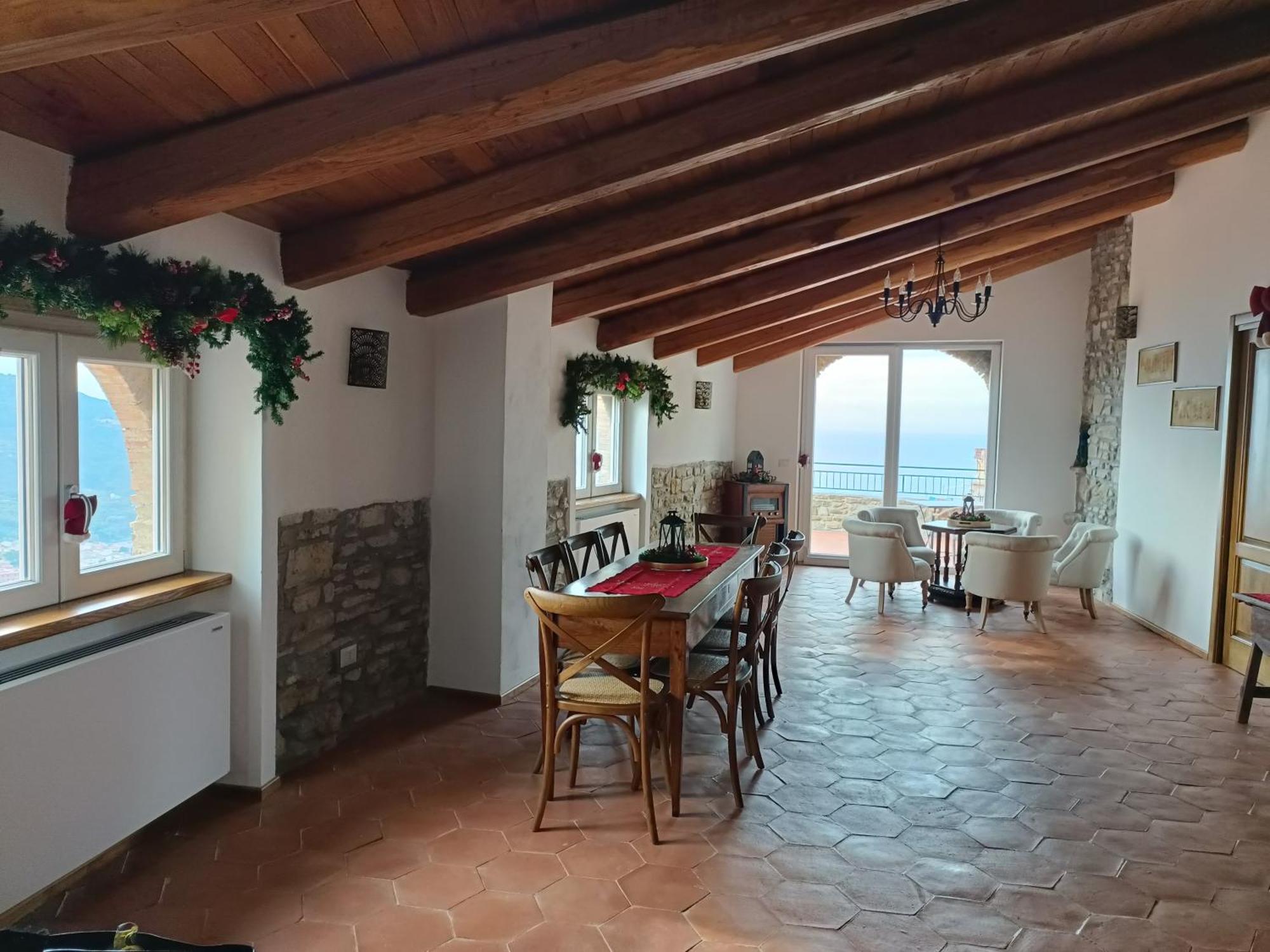 Bed and Breakfast La Mansarda à Castellabate Extérieur photo